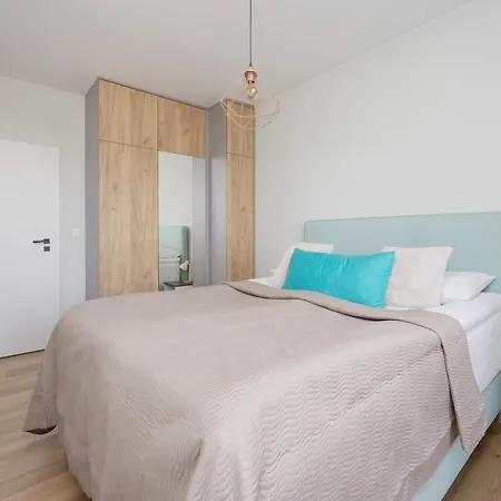 Apartamento Functional With Air Conditioning Parking & Balcony By Renters *